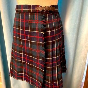 Vintage preppy old money plaid tartan 100% wool pleated kilt skirt